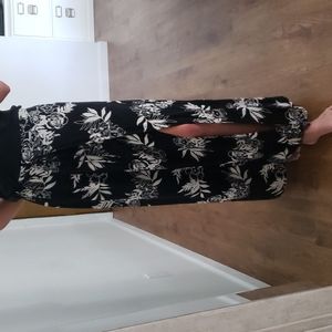 Xhilaration Black and White Floral Maxi Skirt